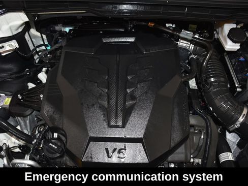 Used 2026 Kia Carnival FWD image 9