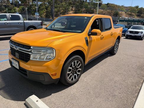 Certified 2023 Ford Maverick Lariat w/ Lariat Luxury Package AWD/4WD image 2