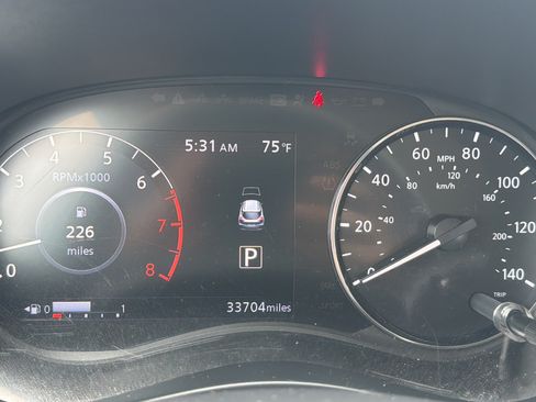 Certified 2024 Nissan Kicks SR FWD image 13