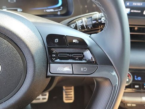 Certified 2025 Hyundai Elantra Sport FWD image 8