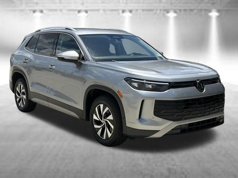 Certified 2026 Volkswagen Tiguan S AWD/4WD image 7