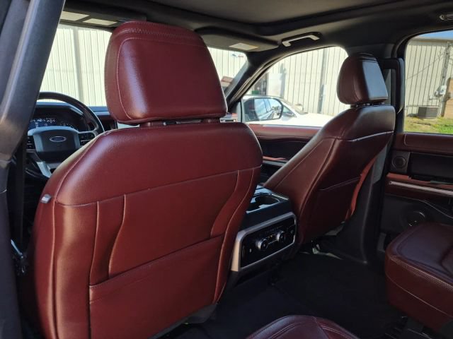 Used 2024 Ford Expedition Limited RWD image 11