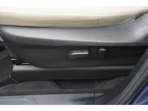 Certified 2023 Subaru Ascent Premium w/ Convenience Package image 32