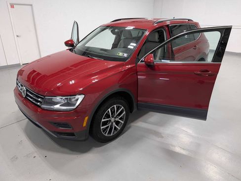 Used 2019 Volkswagen Tiguan SE image 13