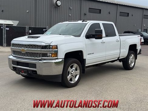 Used 2019 Chevrolet Silverado 2500 LT w/ LT Plus Package AWD/4WD image 1