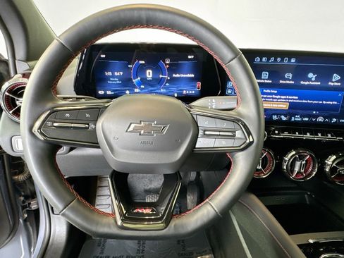 Used 2025 Chevrolet Blazer EV RS image 11