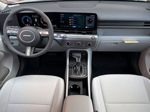 New 2026 Hyundai Kona SE image 16