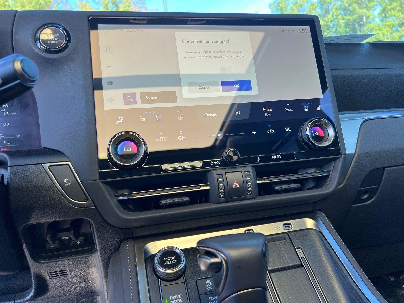 Certified 2025 Lexus GX 550 w/ Cold Area Package AWD/4WD image 29