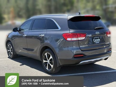 Used 2016 Kia Sorento EX w/ EX Premium Package FWD image 17
