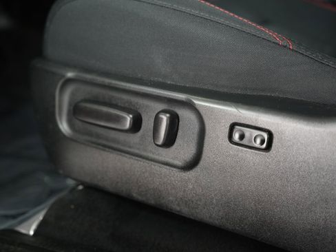 Used 2022 Toyota Tacoma SR5 w/ Technology Package RWD image 39