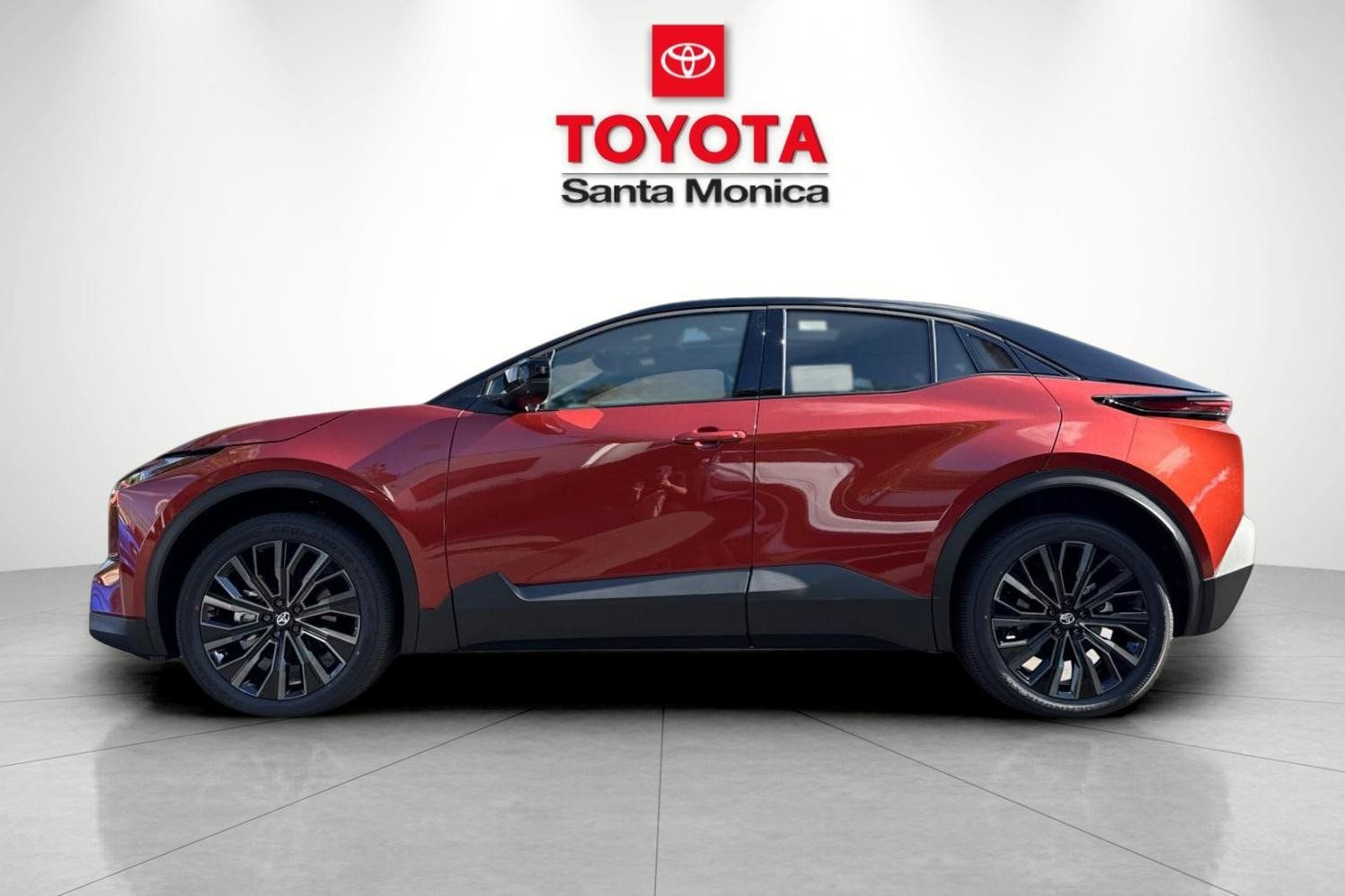 New 2026 Toyota C-HR AWD/4WD image 8