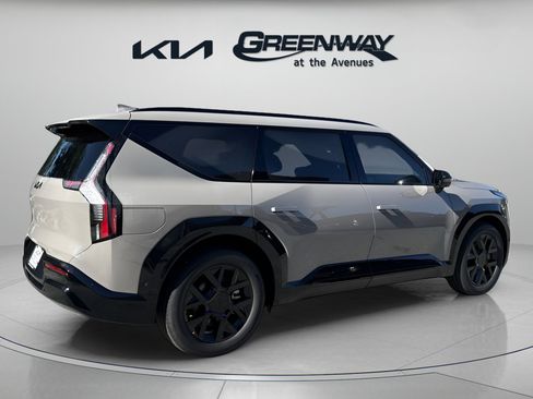 New 2026 Kia EV9 Land w/ Nightfall Edition Package image 4