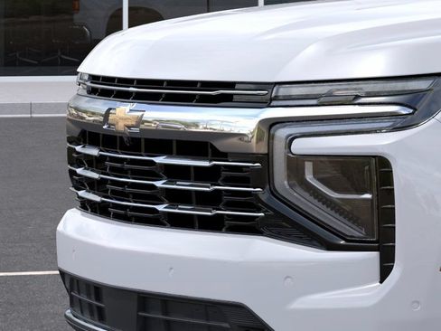 New 2026 Chevrolet Suburban LT w/ Comfort Package RWD image 13