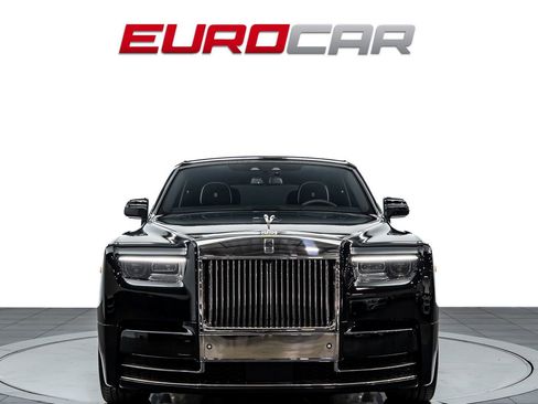Used 2024 Rolls-Royce Phantom Sedan w/ The Phantom Package RWD image 10