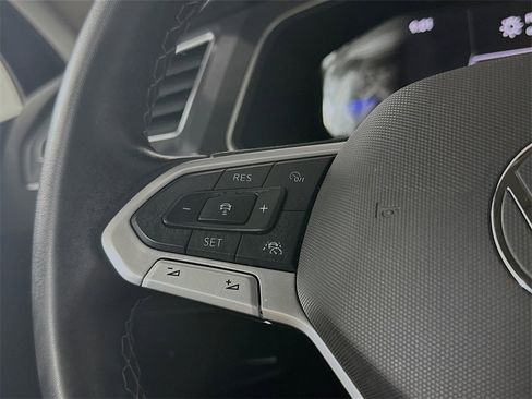 Used 2024 Volkswagen Tiguan S image 25