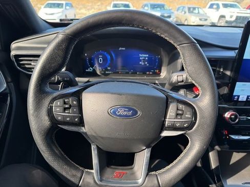 Certified 2022 Ford Explorer ST w/ Equipment Group 401A image 18