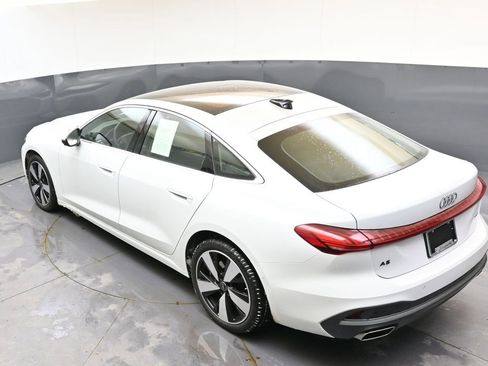 Used 2025 Audi A5 2.0T Premium w/ Convenience Package image 32