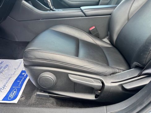 Used 2024 MAZDA MAZDA3 s FWD image 6