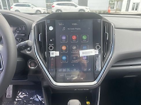 New 2025 Subaru Crosstrek 2.5i Limited w/ Popular Package #3A image 11