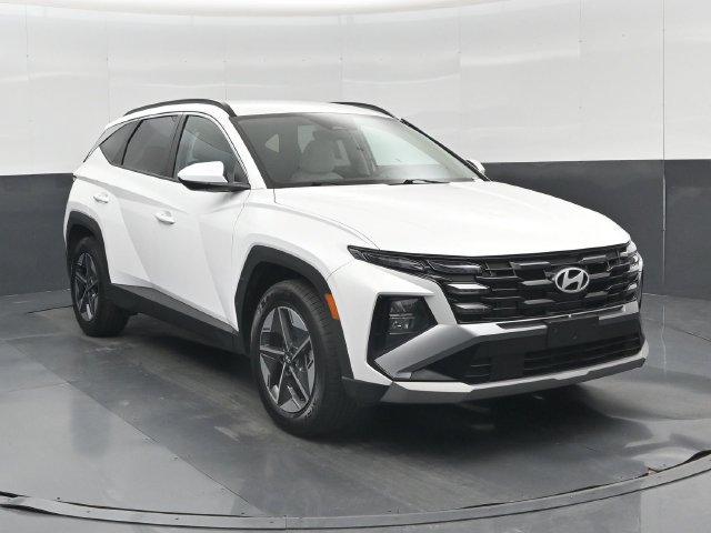 Used 2025 Hyundai Tucson SEL FWD image 1