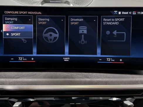 Used 2023 BMW X7 M60i image 32