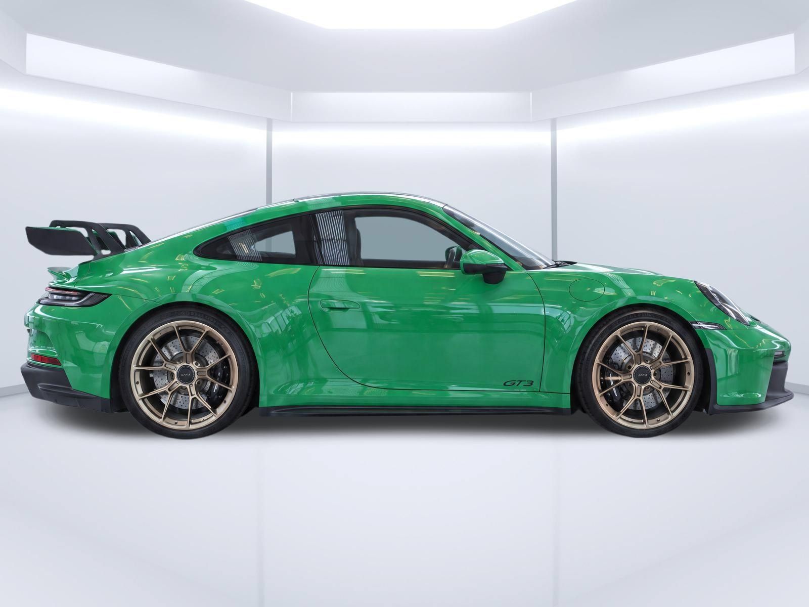 Used 2023 Porsche 911 GT3 RWD image 8