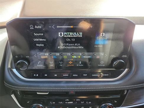 Used 2021 Nissan Rogue SL w/ Premium Package image 32