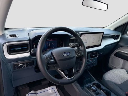 Certified 2025 Ford Maverick XLT w/ XLT Luxury Package AWD/4WD image 11