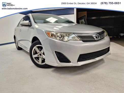 Used 2012 Toyota Camry FWD image 20
