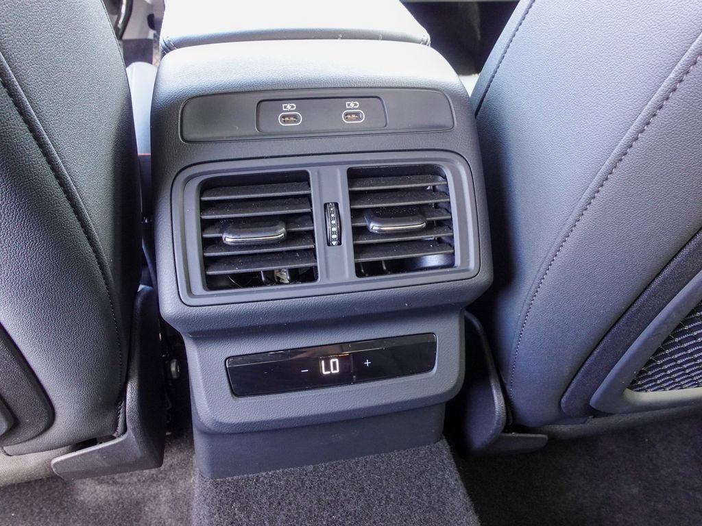 Used 2026 Audi Q5 Premium Plus w/ Premium Plus AWD/4WD image 24
