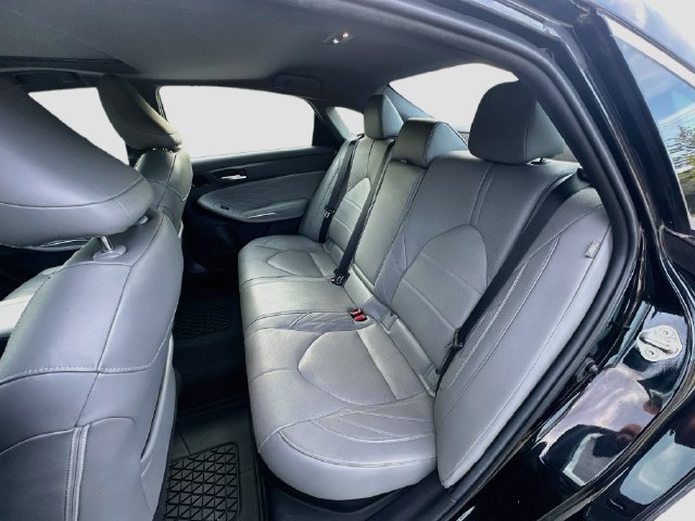 Used 2021 Toyota Avalon Limited w/ Advanced Safety Package FWD image 26