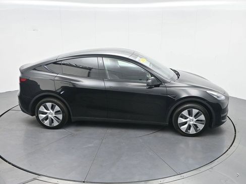 Used 2023 Tesla Model Y Long Range AWD/4WD image 22