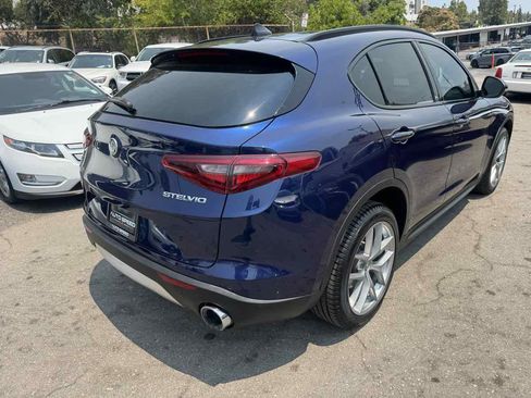 Used 2018 Alfa Romeo Stelvio Ti Sport image 6