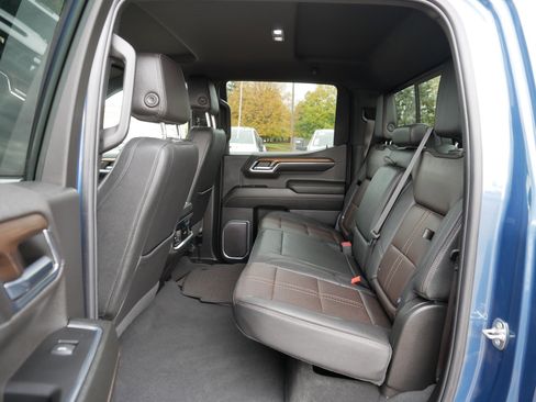 Certified 2024 Chevrolet Silverado 1500 High Country w/ Technology Package image 35