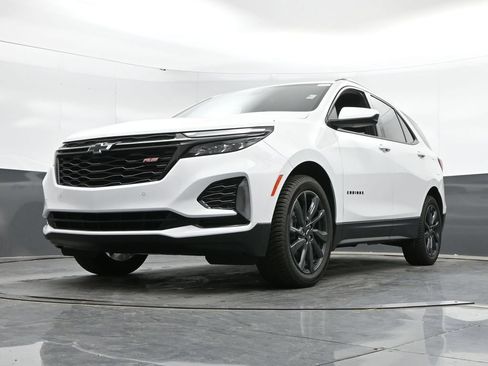 Used 2024 Chevrolet Equinox RS FWD image 44