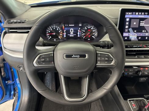 Certified 2024 Jeep Compass Limited AWD/4WD image 29