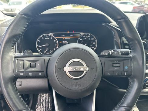 Used 2024 Nissan Pathfinder SL w/ SL Premium Package AWD/4WD image 19