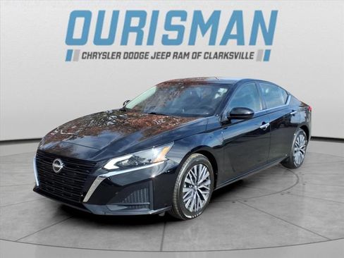 Used 2023 Nissan Altima 2.5 SV image 27
