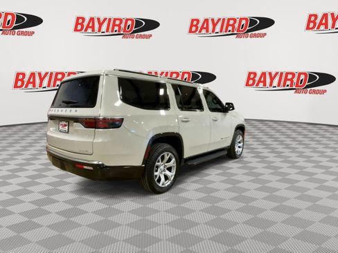 Used 2022 Jeep Wagoneer Series II image 8