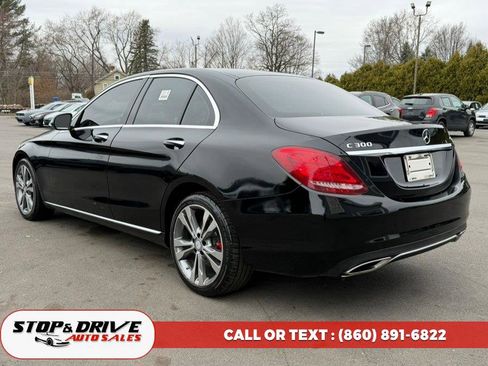 Used 2017 Mercedes-Benz C 300 C 300 4MATIC Sedan with Luxury w/ Premium 2 Package image 3