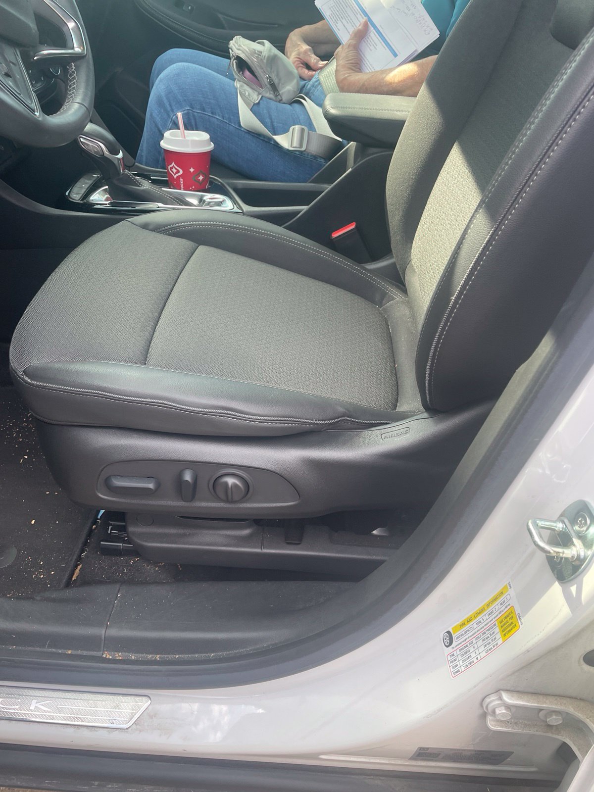 Used 2023 Buick Encore GX Preferred w/ Cold Weather Comfort Package FWD image 6