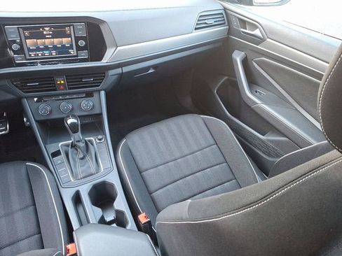 Certified 2023 Volkswagen Jetta Sport image 16