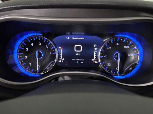 New 2026 Chrysler Pacifica Select image 20