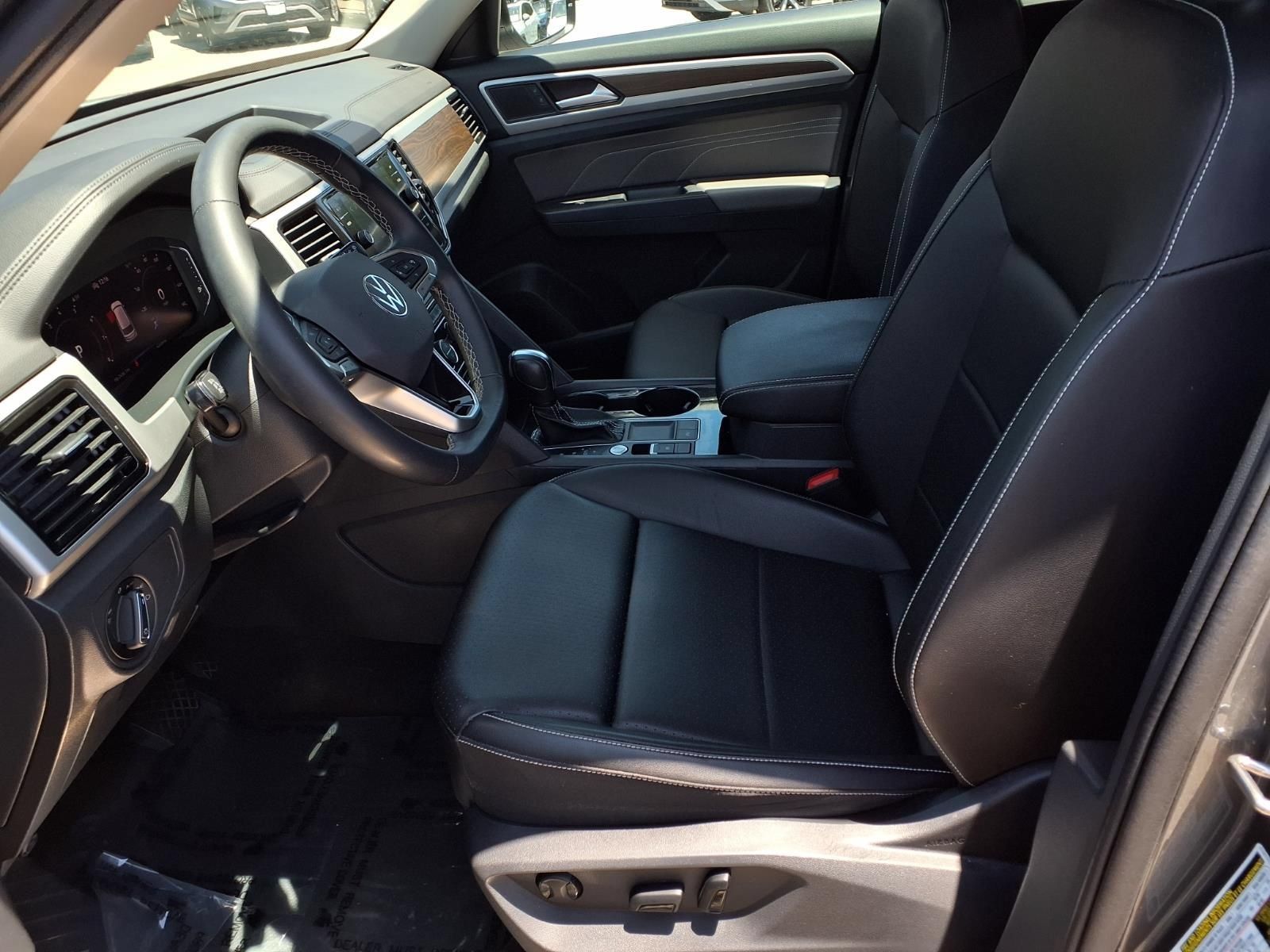 Certified 2023 Volkswagen Atlas SE FWD image 20