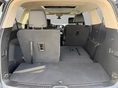 Used 2022 GMC Acadia Denali w/ Denali Ultimate Package image 29