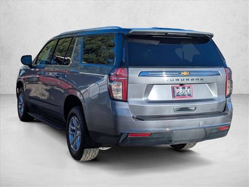Used 2021 Chevrolet Suburban LT image 8