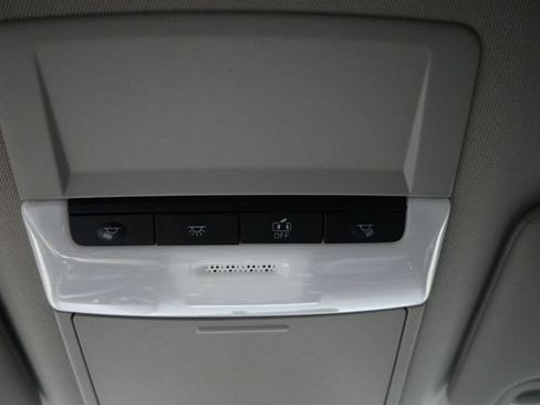 Used 2025 Nissan Altima 2.5 S FWD image 16