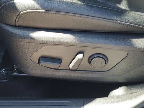 Used 2023 Kia Sportage EX FWD image 16