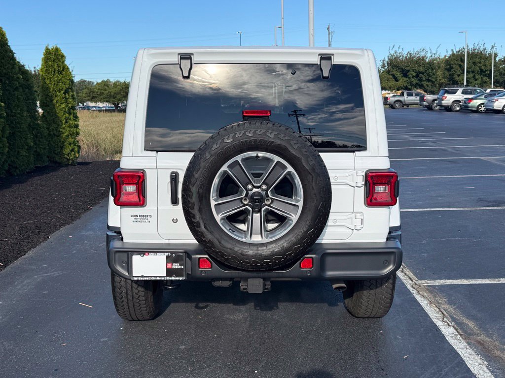 Used 2020 Jeep Wrangler Unlimited Sahara AWD/4WD image 3