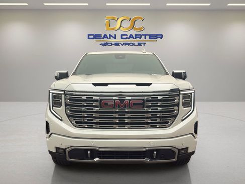 Used 2022 GMC Sierra 1500 Denali AWD/4WD image 8